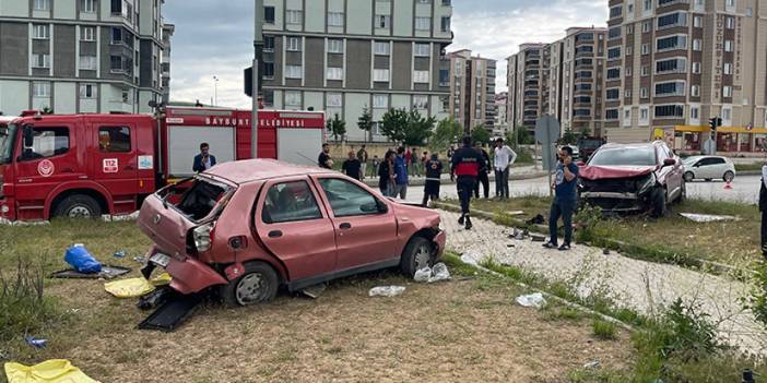 Bayburt'ta otomobil ile cip çarpıştı! 2 yaralı