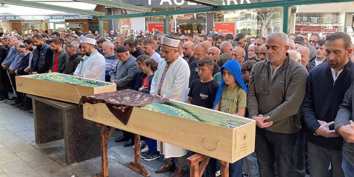 Trafik kazasında hayatlarını kaybetmişlerdi! Cenazeleri Artvin'de toprağa verildi