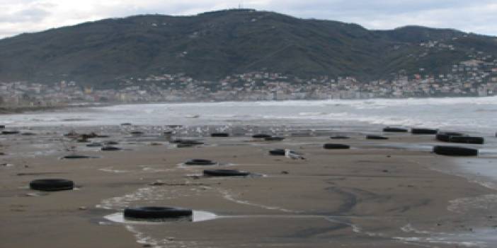 Trabzon'un Akçaabat ilçesinde Balıkçılar denizde ceset farketti.27 Haziran 2010