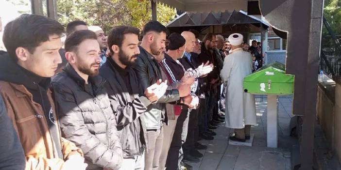 Trafik kazasında hayatını kaybetmişti! Bayburt'ta toprağa verildi