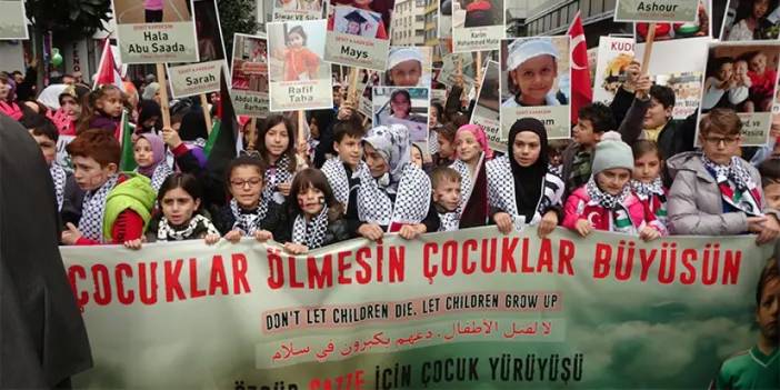 Trabzon'da çocuklar Filistin için yürüdü
