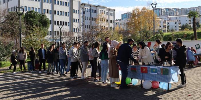 Bağımsız Türk Devletleri'nin pilavları Trabzon Üniversitesi'nde tanıtıldı