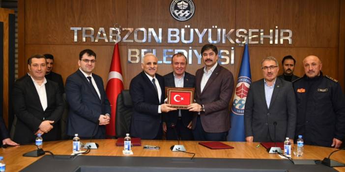 Trabzon Büyükşehir Belediyesi 'nden memura zam müjdesi! Tavan ücretten imzalandı