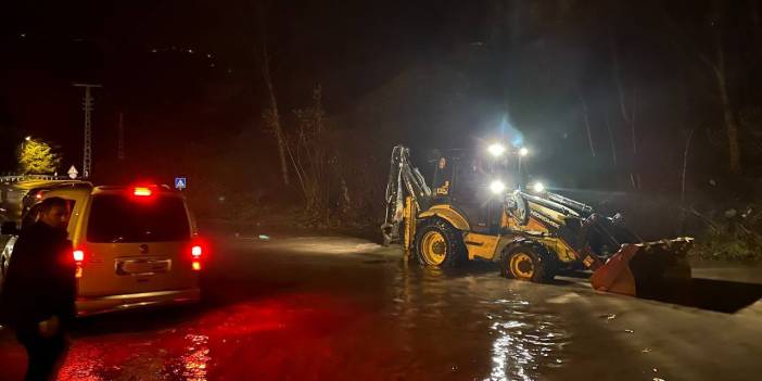 Ordu'da şiddetli yağış! Biriken sular kazaya sebep oldu