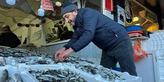 Hamsi tezgahtaki krallığını istavrite kaptırdı