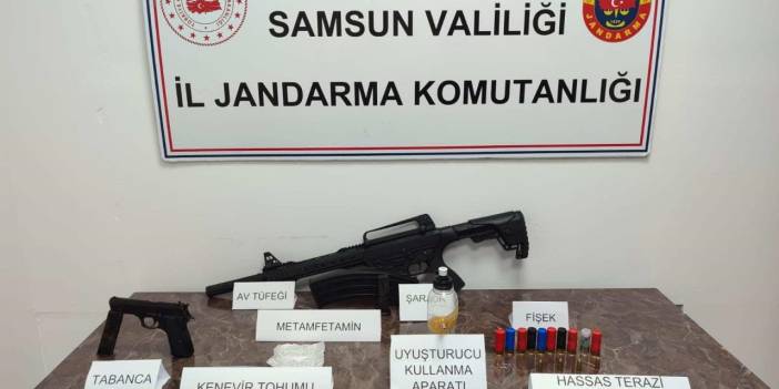 Samsun'da jandarmadan operasyon! Uyuşturucu madde ve silah ele geçirildi