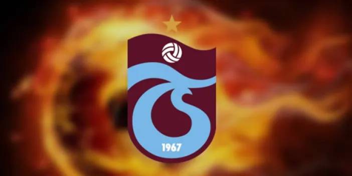 Trabzonspor'un yıldızından tribünlere veda gibi selamlama!