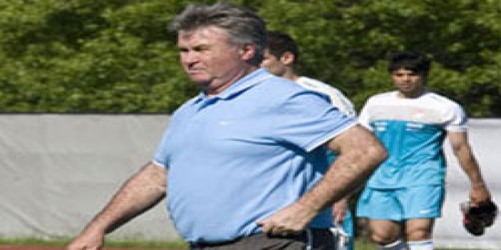 Hiddink Süper Kupa için geliyor