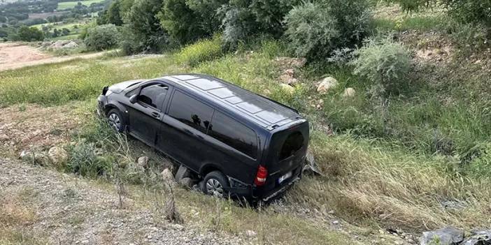 Adıyaman'da araç şarampole yuvarlandı! 5 yaralı