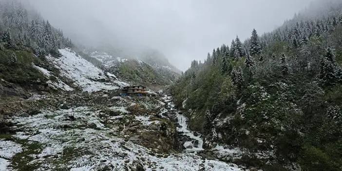 Rize, Giresun ve Artvin'in yüksek kesimleri beyaza büründü