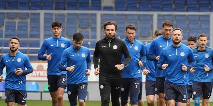 Rizespor'da Kasımpaşa hazırlıkları! 2 futbolcu antrenmanda yer almadı