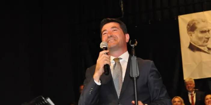 Ortahisar Belediye Başkanı Ahmet Kaya'dan beğeni toplayan türkü performansı