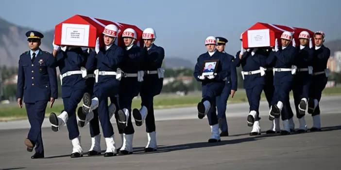 Kayseri'de eğitim uçağında şehit olmuşlardı! Hava pilot albaylar için tören