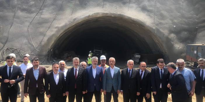 Bakan Uraloğlu’ndan Trabzon Güney Çevre yoluna inceleme “Başladığımız hiçbir işi yarım bırakmadık”