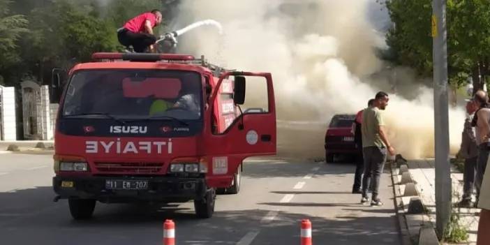 Bilecik'te korku dolu anlar! Araç bir anda alev aldı