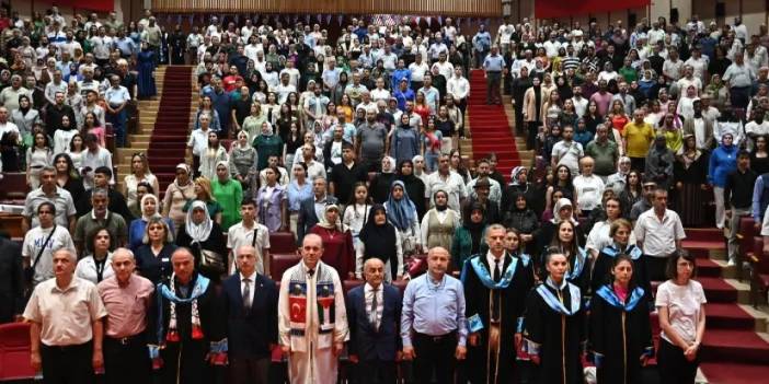 KTÜ Sağlık Bilimleri Fakültesi’nde Mezuniyet Coşkusu