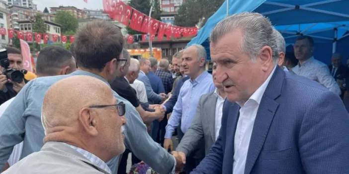 Bakan Osman Aşkın Bak bayramlaşma programı için Rize'de