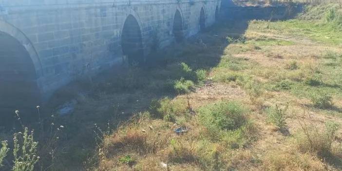 Edirne'de ünlü nehri kuraklık vurdu