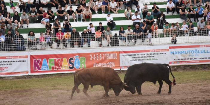 Samsun'da Kafkasör Kültür, Turizm ve Sanat Festivali" hız kesmeden devam ediyor