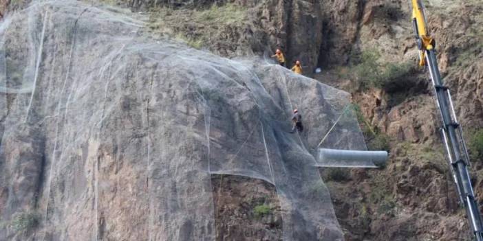 Artvin’de kayalıklara çelik telli önlem