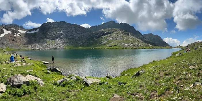 Trabzon'dan hareket ettiler! Nefes kesen manzarada yürüdüler