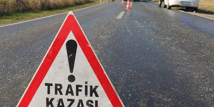 Giresun'da otomobil kayalıklara çarptı: 4 yaralı