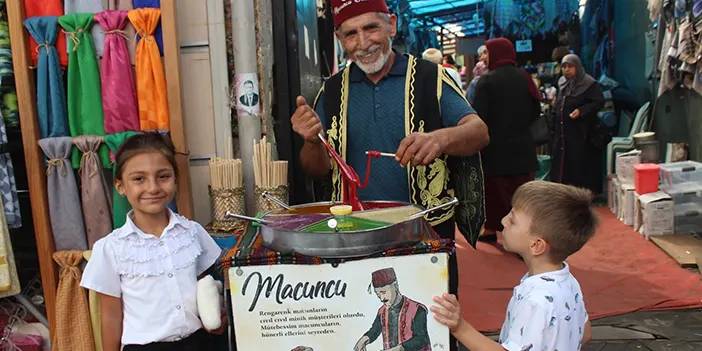 Samsun'da Macuncu Dede işini aşkla yapıyor!