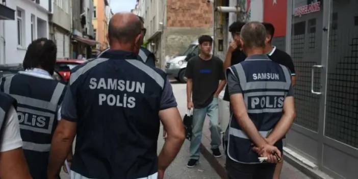 Samsun polisi öğrenciler için denetimleri artırdı