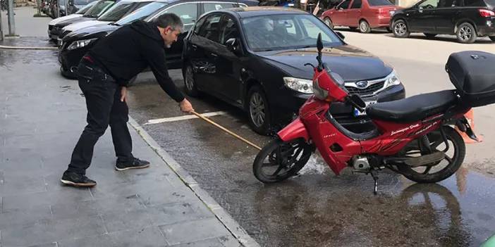 Bayburt'ta binayı su bastı! Vatandaş: 'Yakında buradan balık çıkacak'