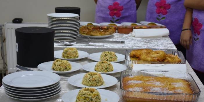 Trabzon'da  bakım altındaki kız çocukları arasında yemek yarışması