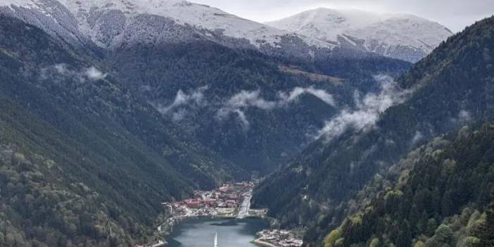 Trabzon’un turizm merkezi beyaz örtüyle kaplandı!