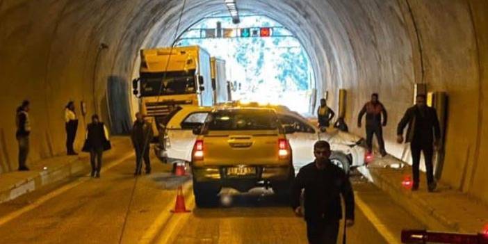 Artvin'de tünel içinde kaza: Aynı aileden biri bebek 3 kişi yaralandı