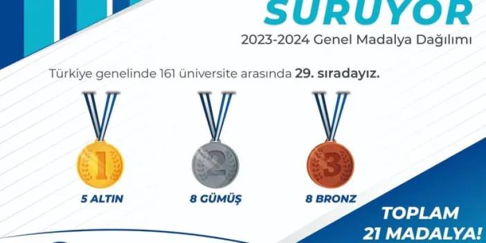 Bayburt Üniversitesi’ne 21 yeni madalya