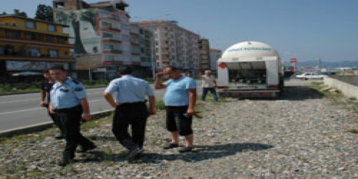 LPG yüklü TIR devrildi