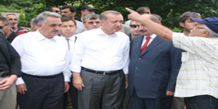 Başbakan Rize'de afet bölgesinde