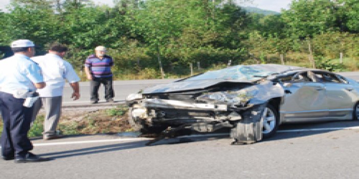 Trabzon'da kaygan yol can alıyordu