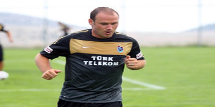 ''Futbolu TS'de bırakabilirim''