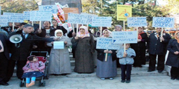 Engellileri yakınları savundu