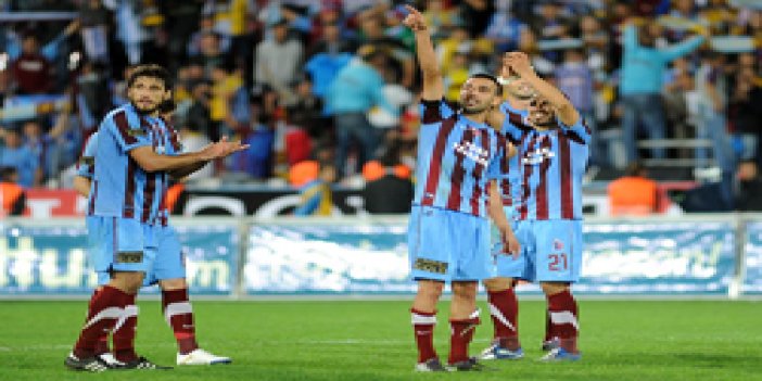 Trabzonspor Derbilerin Kralıoldu