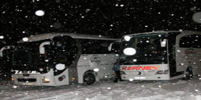 Yolcu otobüsüne ulaşılamıyor