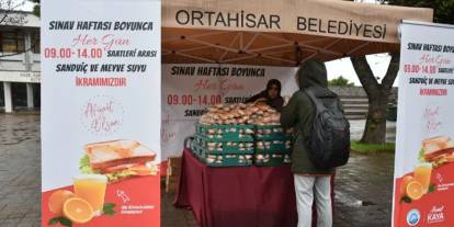 Ortahisar Belediyesi’nden üniversite öğrencilerine ikram! “İmkanlarımız seferber”