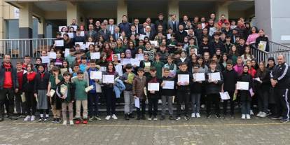 Trabzon Of’ta başarılı sporculara ödül: Gençler hem fiziksel hem zihinsel gelişiyor