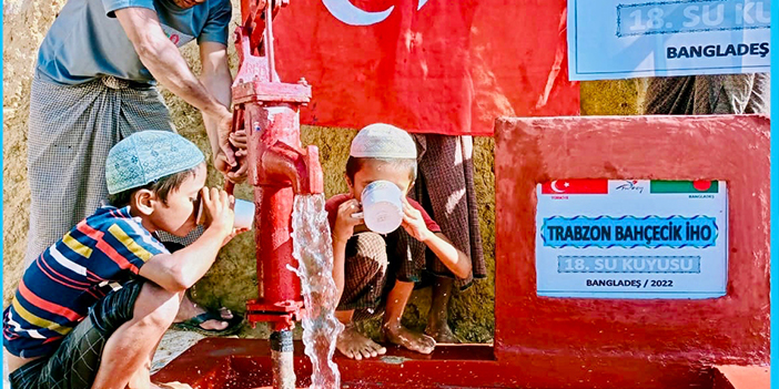 Trabzon'da öğrencilerden 11 ülkedeki ihtiyaç sahiplerine yardım