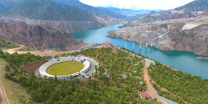 Artvin'de 'Yusufeli Orman Parkı' ve 'Boğa Güreşi Meydanı' açıldı