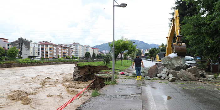 Ordu'da sağanağın yol açtığı tahribat gideriliyor