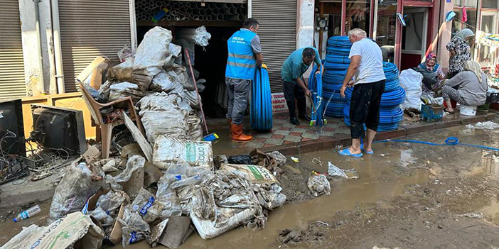 Giresun'da şiddetli yağışın tahribatı gideriliyor