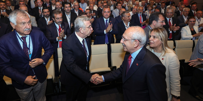 kilicdaroglu-imamoglu-bir-araya-geldi-3.jpg