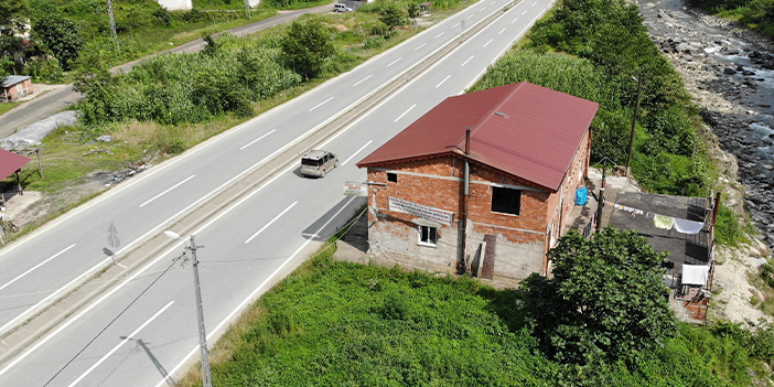 Rize'de evlenmek için pankart astı! Şartları olaydan daha ilginç