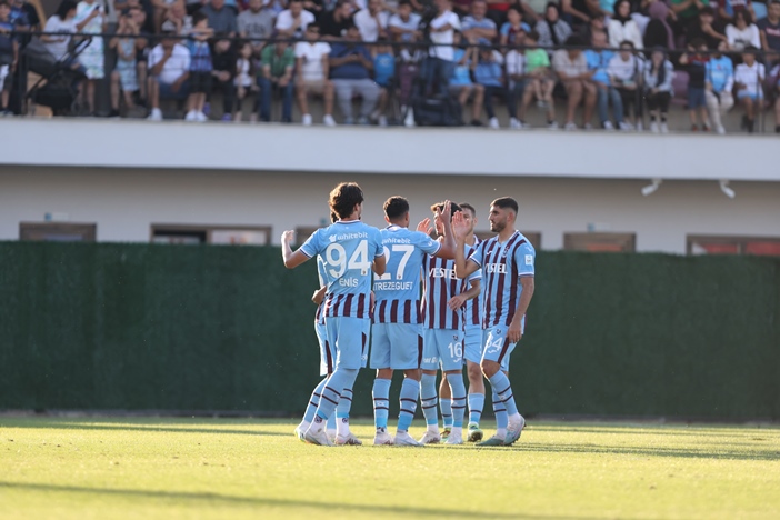 trabzonspor-1461-trabzon-fk-karsisinda-5-farkla-galip-004.jpg