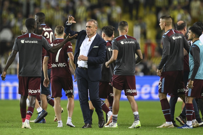 trabzonspor-abdullah-avci-ile-istanbula-gecit-vermiyor.jpg